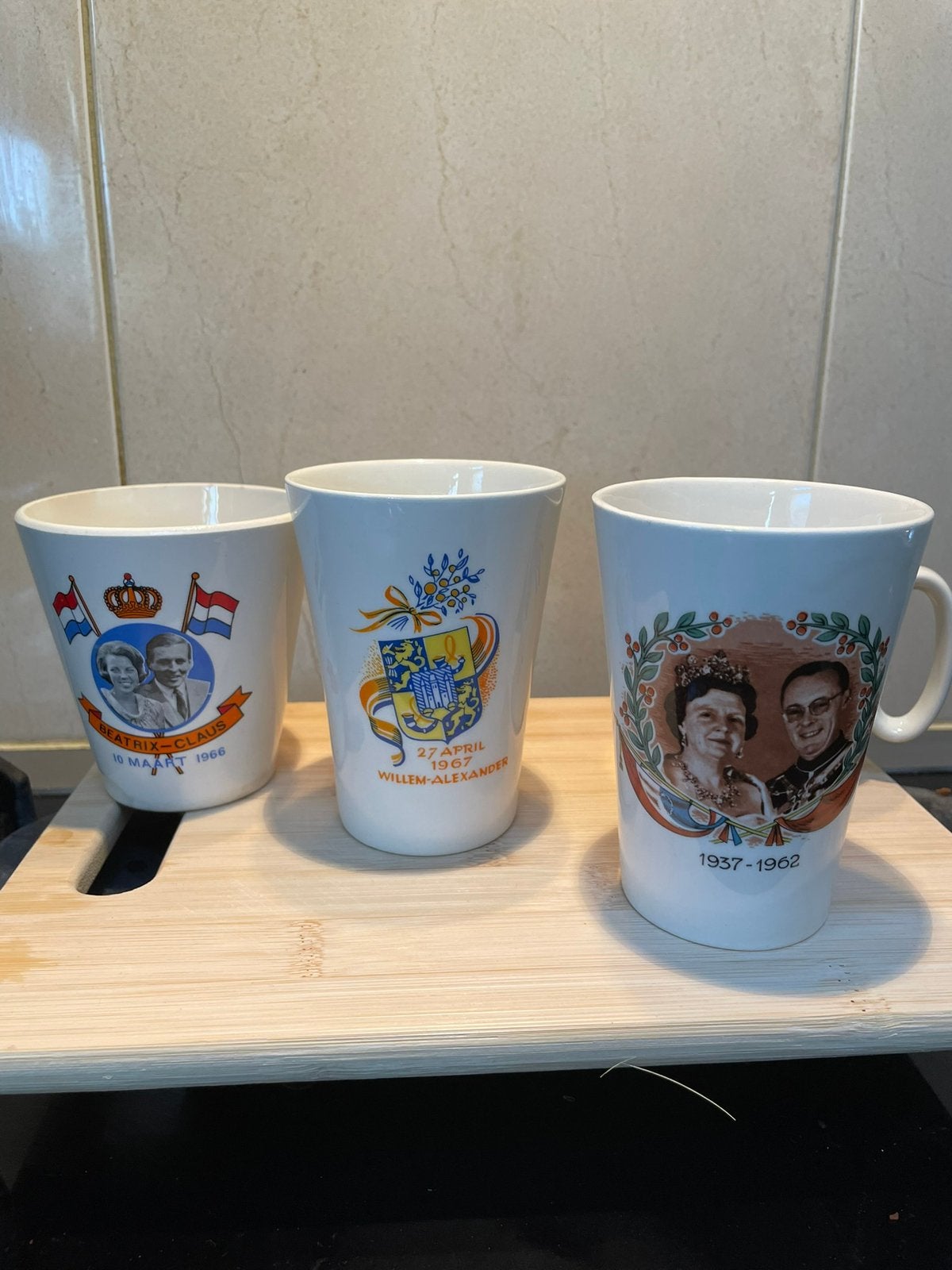 Bekers herinneringen koninklijk huis, Ophalen of Verzenden, Zo goed als nieuw, Servies