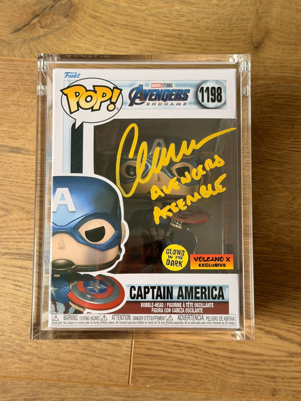 Chris Evans Signed Captain America Funko – SWAU, Ophalen of Verzenden, Zo goed als nieuw