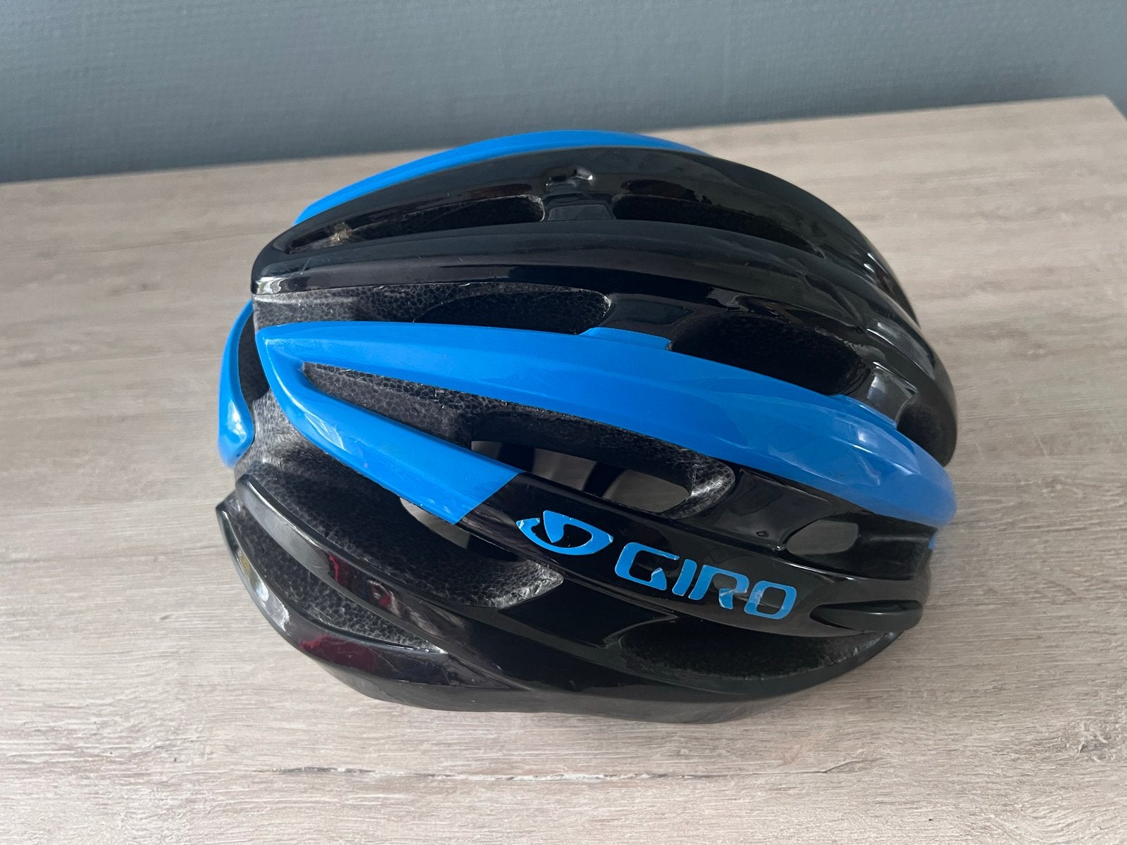 Giro fietshelm - Zwart/Blauw - Maat M (55-59 cm), Fietsen en Brommers, Ophalen of Verzenden, Gebruikt, M, Heer of Dame