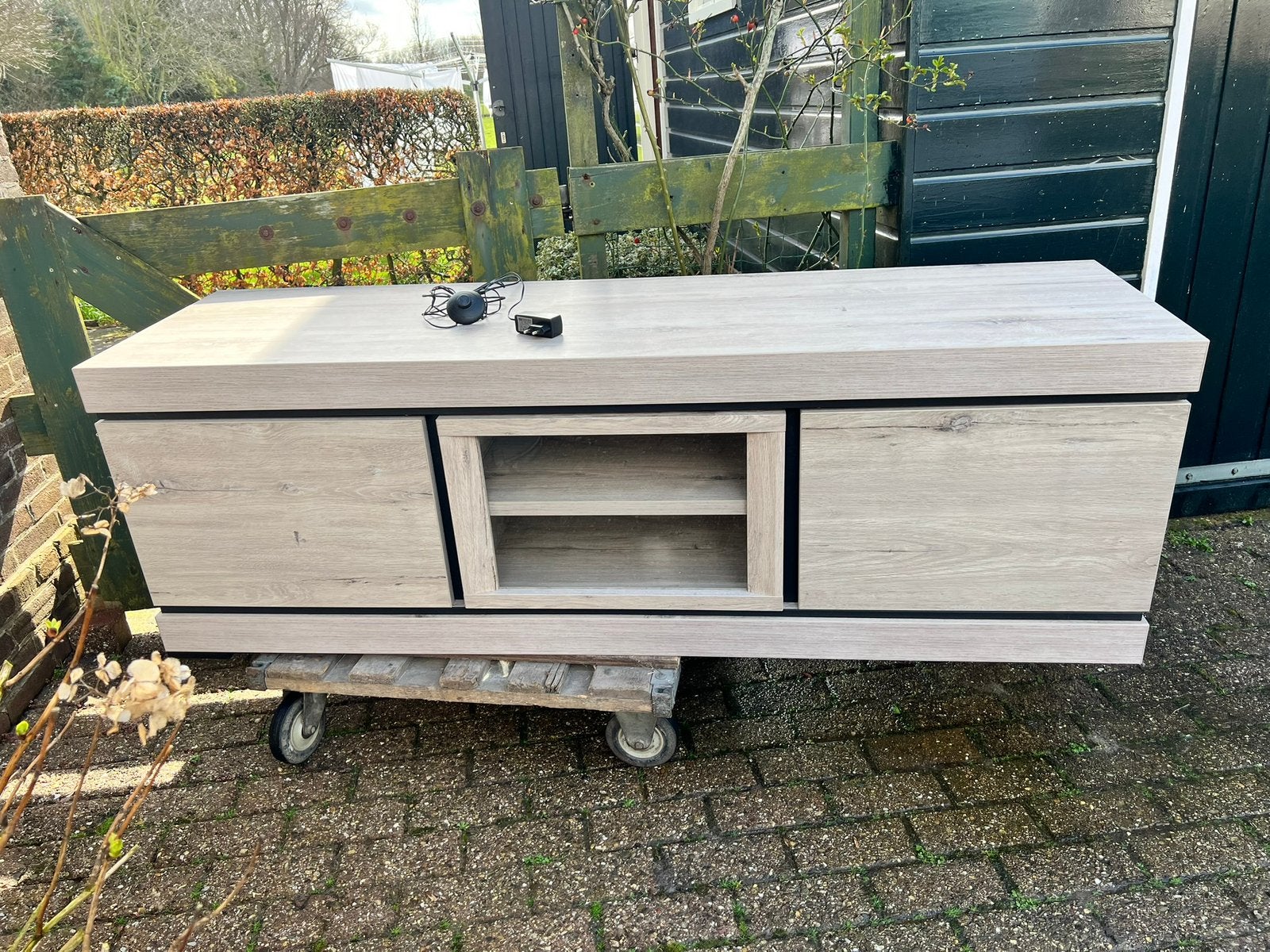 Dresior multi mediakast, Ophalen, Met deur(en), 150 tot 200 cm, Eikenhout