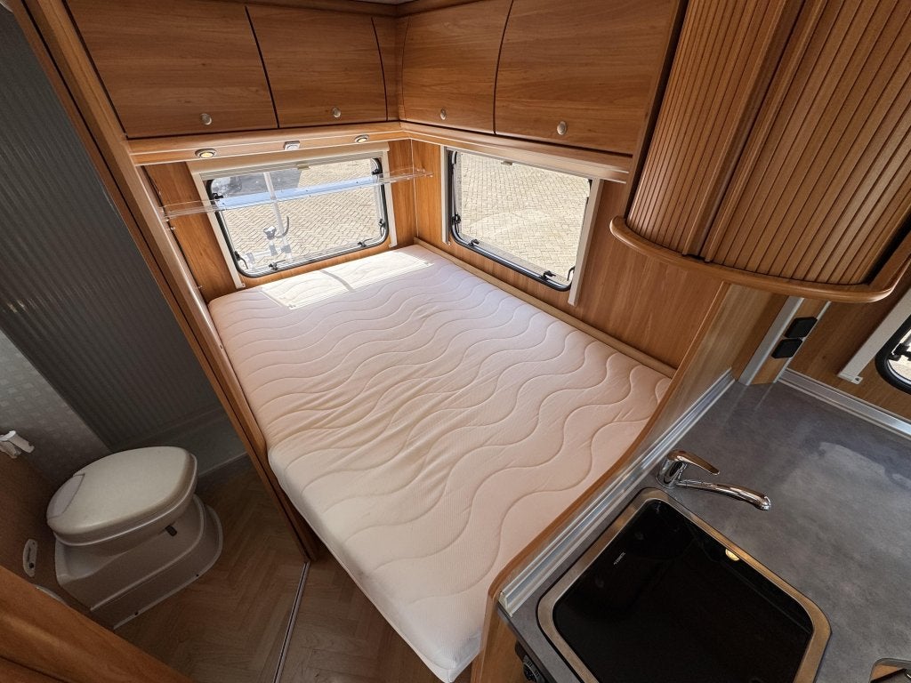 Bürstner Marano 580 T 2x Airco Fransbed 2006, Caravans en Kamperen, Weststraße 33 77694 Kehl, Duitsland, Ringverwarming, Fiat