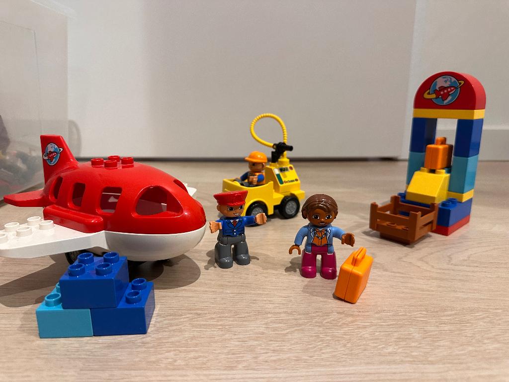 Lego Duplo vliegtuig met figuren en bagage set 10590, Ophalen, Zo goed als nieuw, Compleet, Duplo