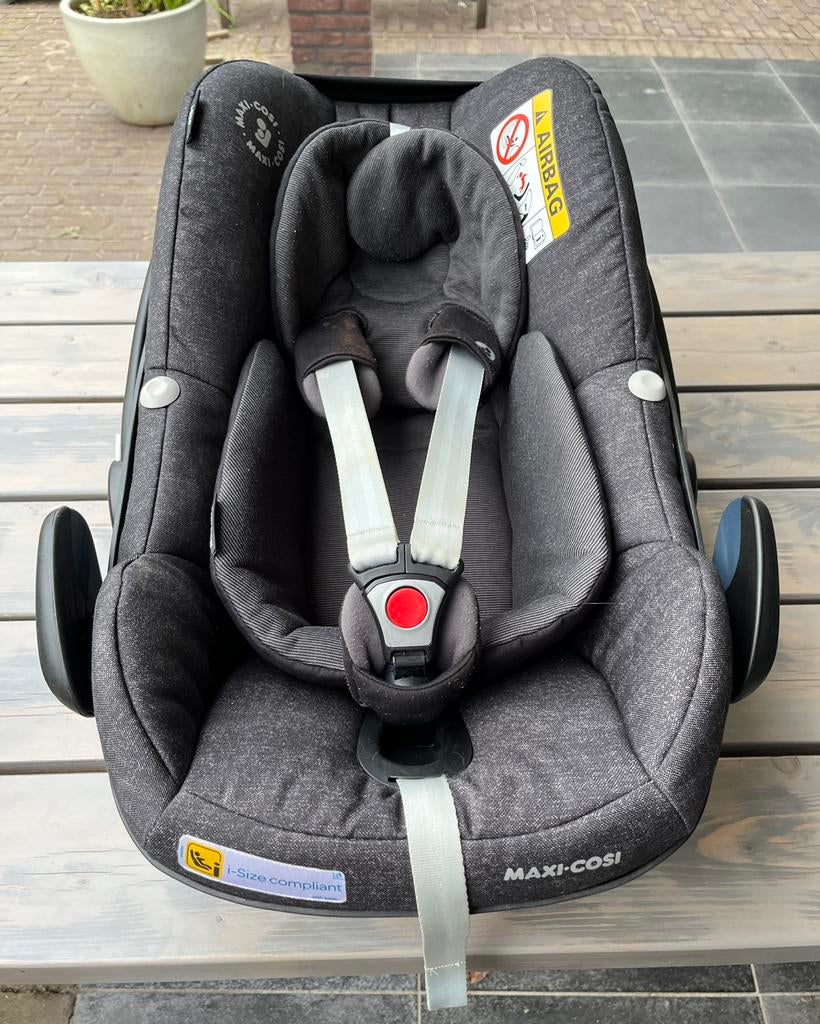 Maxi cosi inclusief hoes, spiegel en voetenzak, Autogordel, Ophalen of Verzenden, Zo goed als nieuw, 0 t/m 13 kg