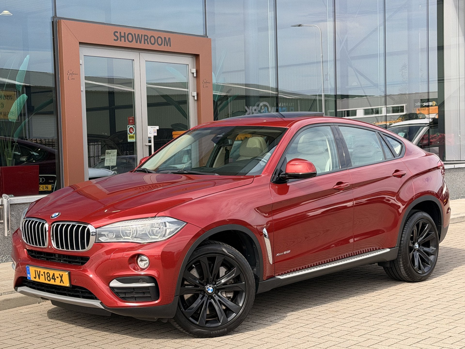 BMW X6 xDrive50i High Executive individual | 1ste Eigenaar |, Auto's, Dealer onderhouden, Gebruikt, 2145 kg, Bedrijf