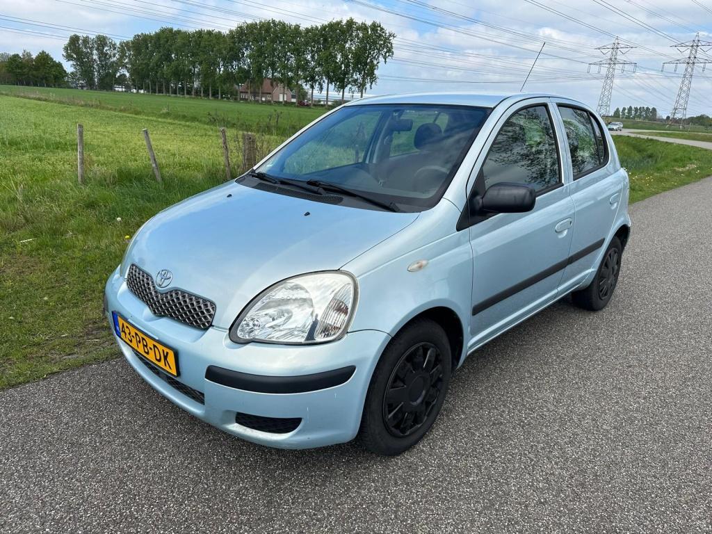Toyota Yaris 1.3 VVT-i Idols (bj 2004), Auto's, Voorwielaandrijving, 4 cilinders, Origineel Nederlands, Bedrijf