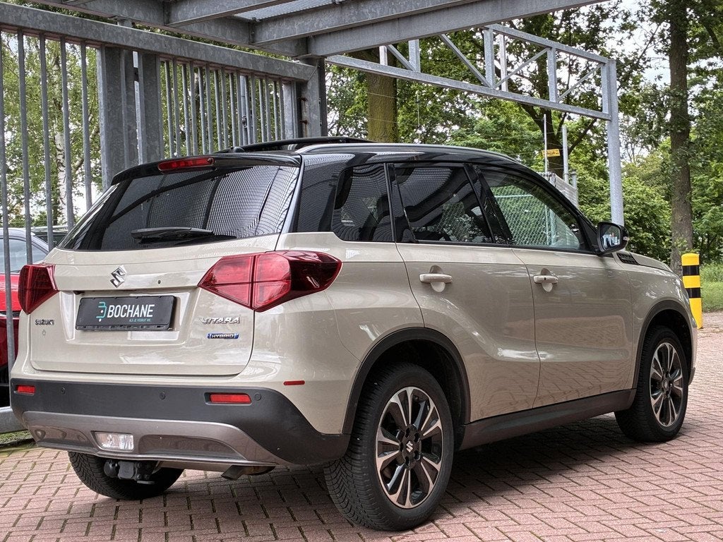 Suzuki Vitara 1.5 Hybrid Style Automaat 115PK | Schuif/Kante, Auto's, Suzuki, Gebruikt, Euro 6, 4 cilinders, 116 pk
