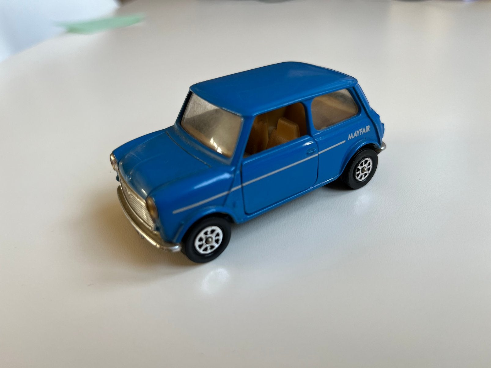 Corgi Mini 30 Mayfair, schaal 1:36, Ophalen of Verzenden, Zo goed als nieuw, Auto