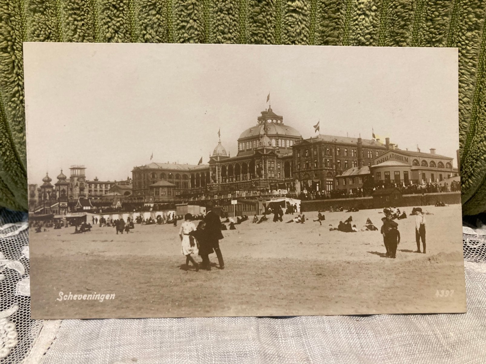 Oude ansichtkaart Scheveningen strand Kurhaus (190826), Ophalen of Verzenden, Voor 1920, Zuid-Holland