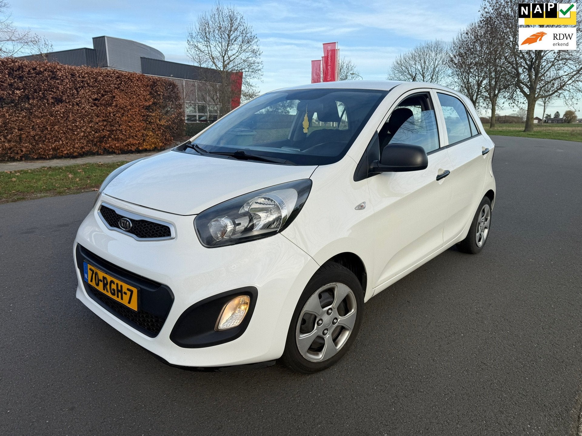 Kia Picanto 1.0 CVVT Airco NAP/APK/CARPLAY, Auto's, Voorwielaandrijving, Euro 5, Gebruikt, 400 kg