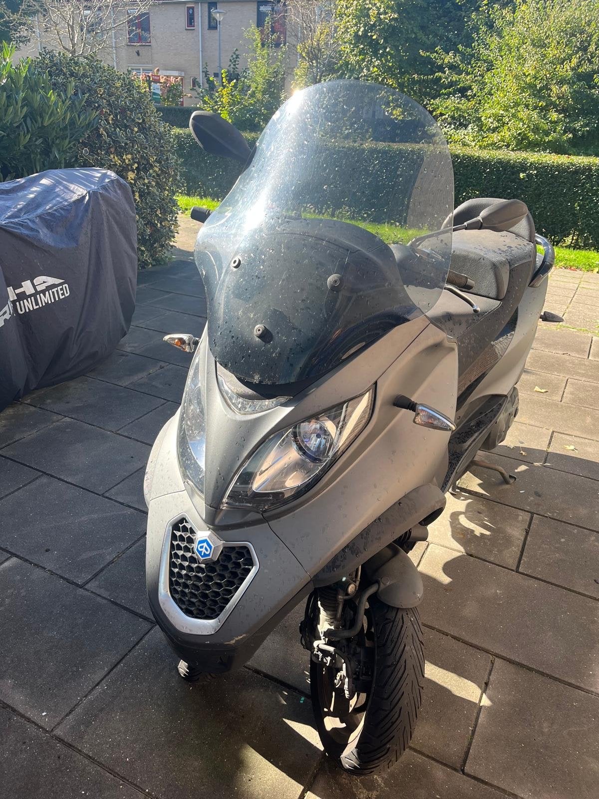 Piaggio MP3, Particulier, Scooter