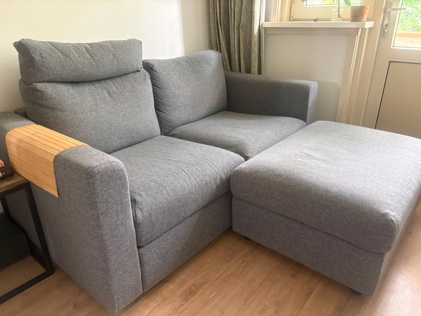 Grijze stoffen hoekbank met poef, Ophalen, 100 tot 125 cm, 150 tot 200 cm, Hoekbank
