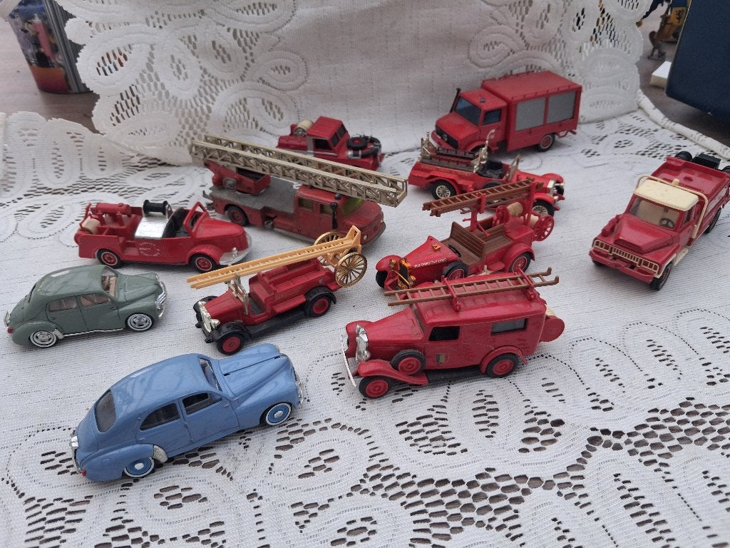 Lot auto's Corgi Matchbox Solido, Eligor, Siku, Lledo, Verzenden, Zo goed als nieuw, Bus of Vrachtwagen