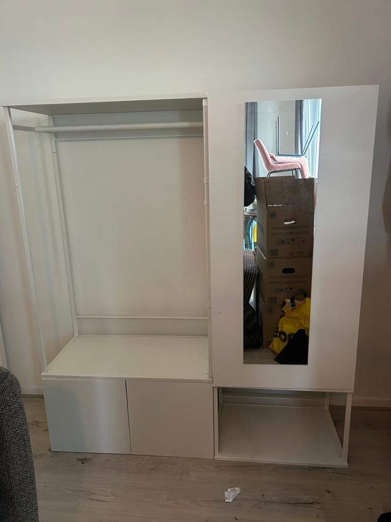 Witte IKEA kledingkast met spiegel en hangruimte, Ophalen, Met deur(en), Gebruikt, Overige materialen