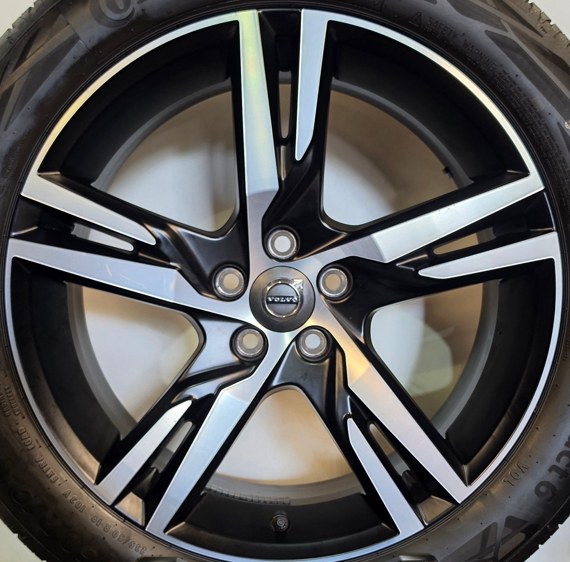 Volvo XC40 originele 19 inch velgen met Continental235-50-19, Auto-onderdelen, Banden en Velgen, 19 inch, Gebruikt, -, -