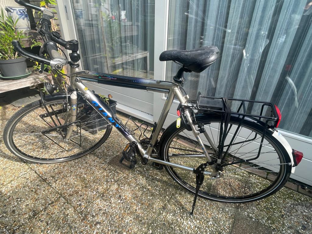 Giant Expedition toerfiets - 24 versnellingen, Ophalen, 28 inch, Gebruikt, Meer dan 20 versnellingen