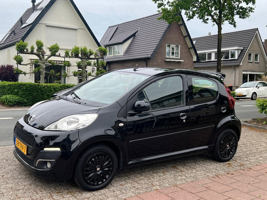 Peugeot 107 1.0 Exclusive NL-AUTO-NAP, Auto's, Peugeot, Bedrijf, Te koop, ABS, Airbags, Airconditioning, Bluetooth, Centrale vergrendeling