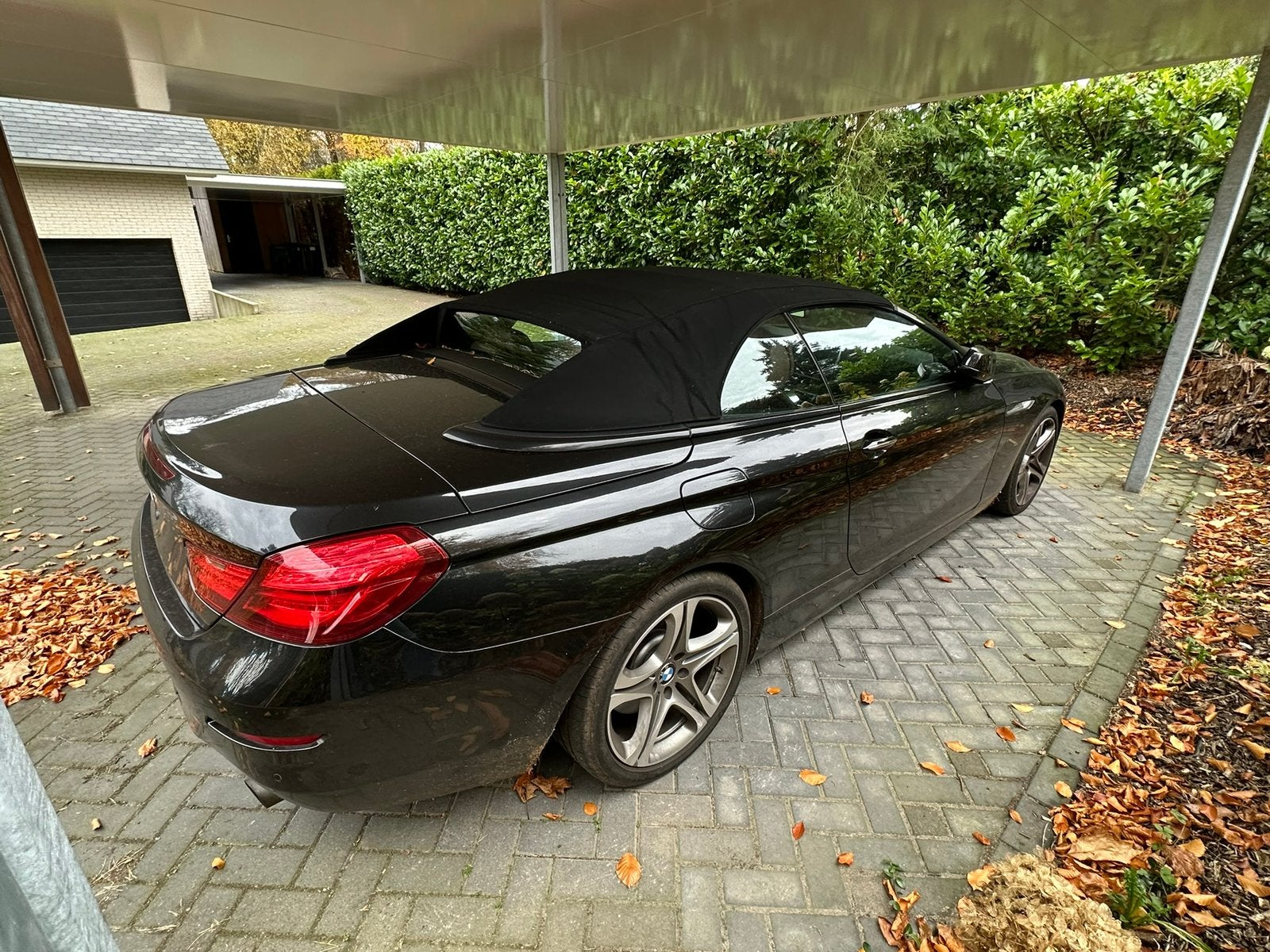 BMW 6-Serie 640I Cabrio 3.0 235KW Aut8 2011 Zwart, Auto's, BMW, Achterwielaandrijving, Cabriolet, Zwart, Leder