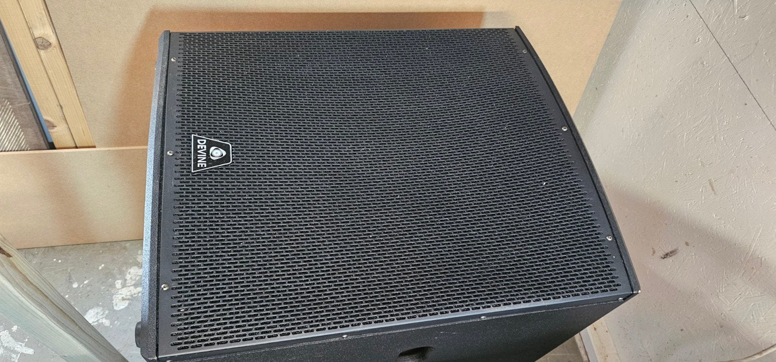 Devine Onyx 18SA Actieve Subwoofer, Gebruikt, Subwoofer, Basreflex, Ophalen