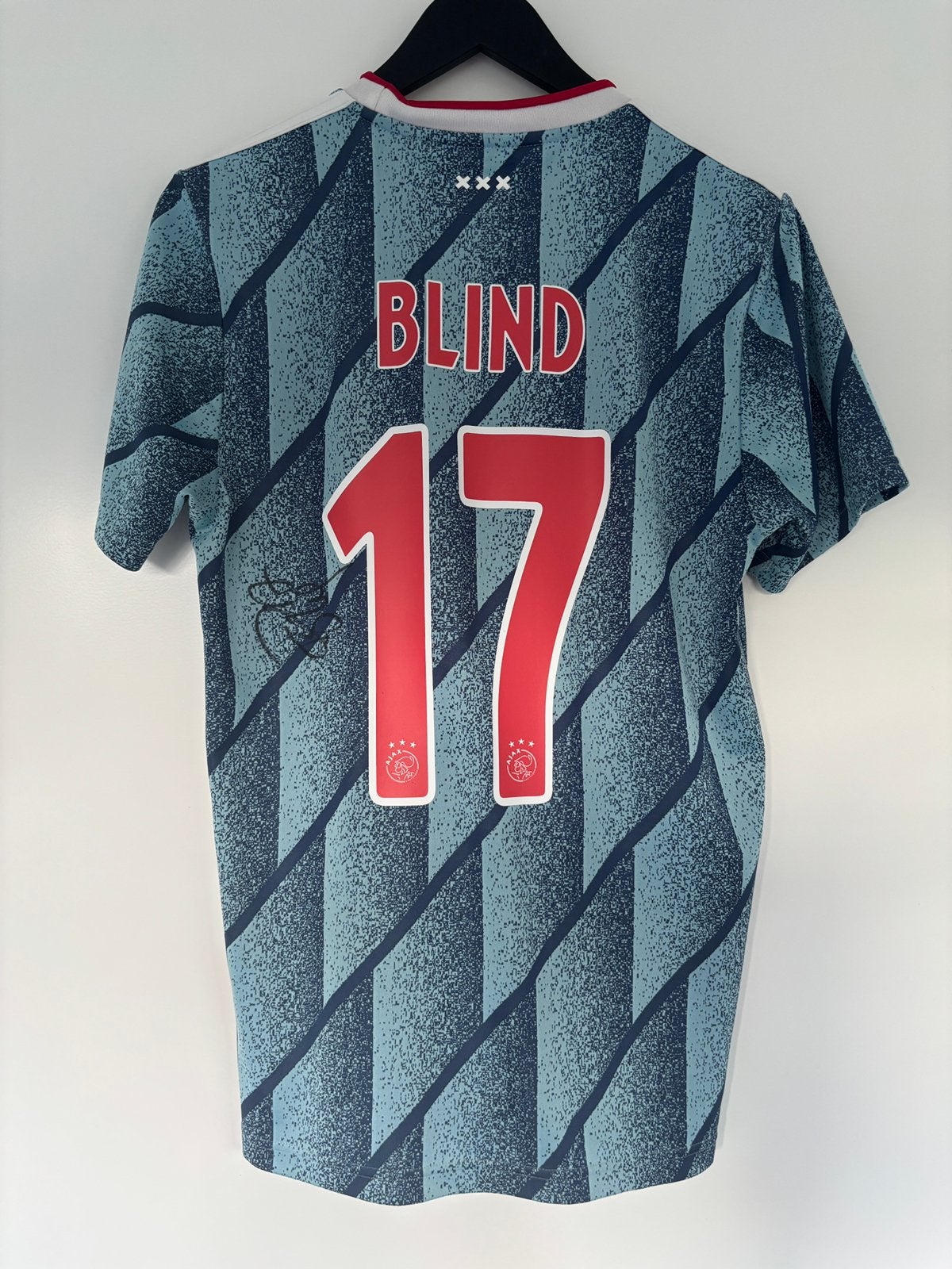 Daley Blind – Ajax 2020/2021 uitshirt gesigneerd met video, Ophalen of Verzenden, Zo goed als nieuw, Shirt