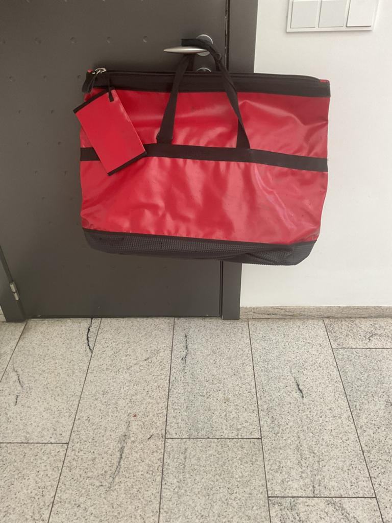 Bree Waterdichte zeer grote tas met Rits lijkt op Ortlieb, 30 cm of meer, Ophalen of Verzenden, Zo goed als nieuw, 55 tot 75 cm