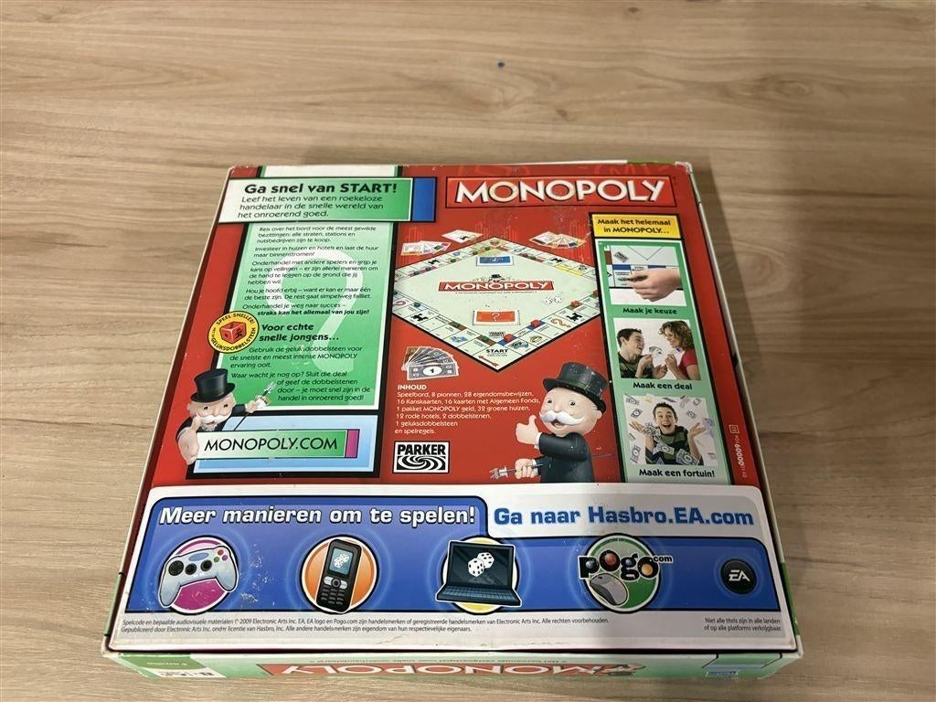 monopoly vierkant met geluksdobbelsteen [4148], Hobby en Vrije tijd, Gezelschapsspellen | Bordspellen, Verzenden, Zo goed als nieuw