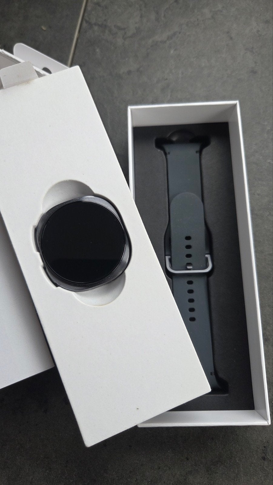Samsung Galaxy Watch 8 40mm LTE - Nieuw in doos, Ophalen of Verzenden, Nieuw, Zwart, Android