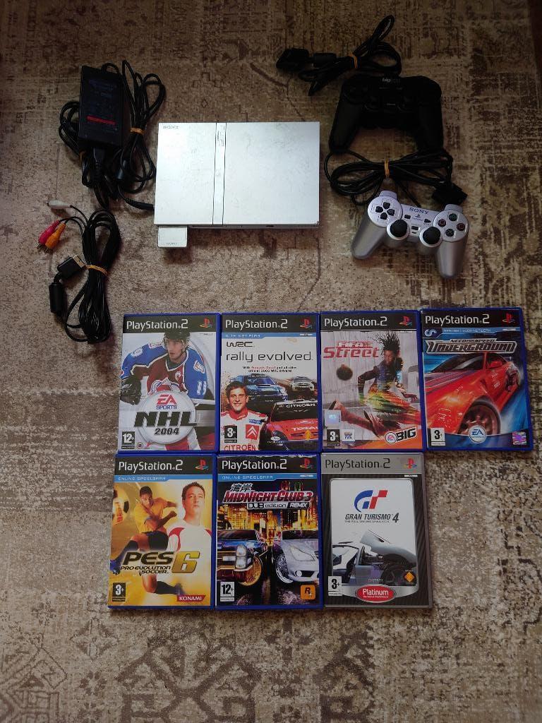 Ps2 slim met games, Spelcomputers en Games, Spelcomputers | Sony PlayStation 2, Gebruikt, Slim, Zilver, Met 2 controllers, Met games