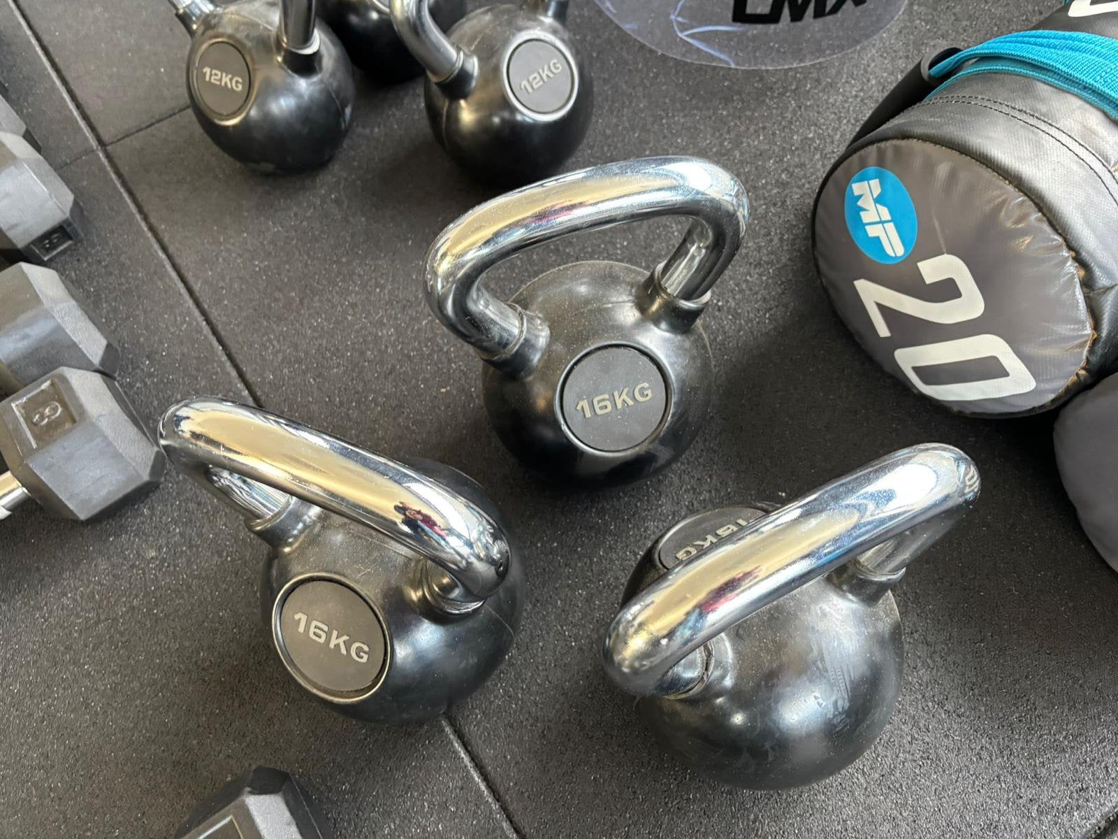16kg Kettlebells, Sport en Fitness, B, Ophalen of Verzenden, H, H