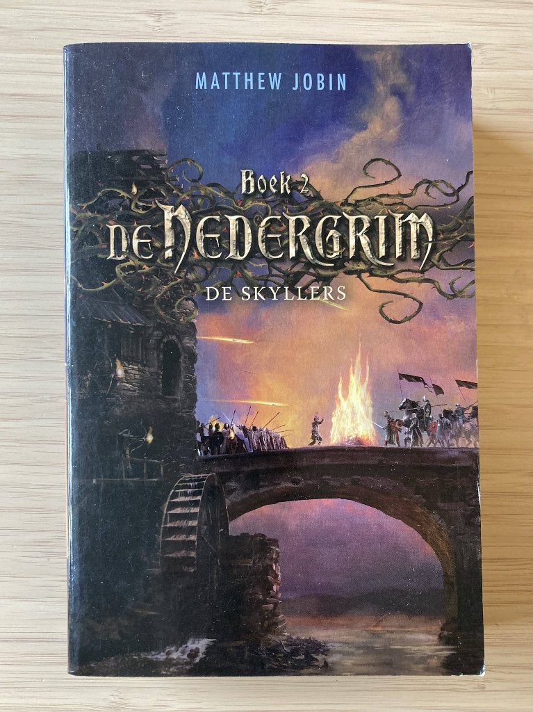 De Nedergrim Boek 2 De Skyllers - Matthew Jobin, Ophalen of Verzenden, Gelezen