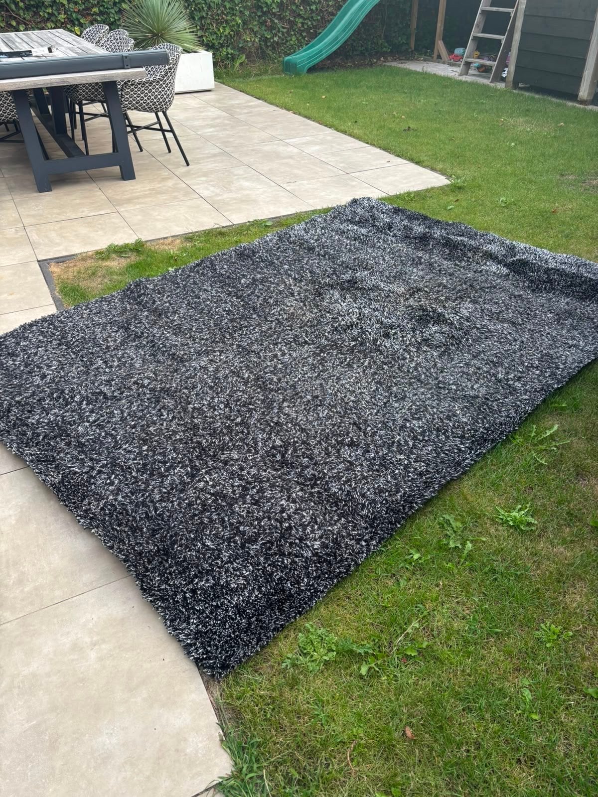 Zwart/grijs vloerkleed 200x300 cm, Gebruikt, Zwart, Ophalen of Verzenden, 200 cm of meer