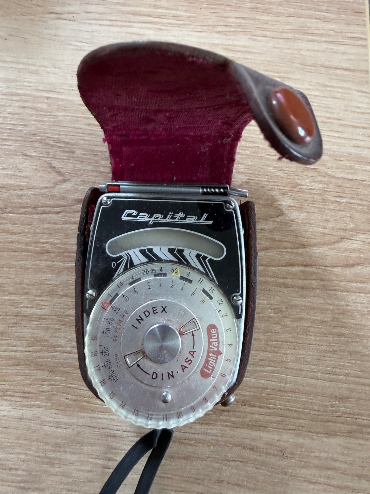 Vintage Capital Belichtingsmeter met Leren Hoesje, Ophalen of Verzenden, Gebruikt