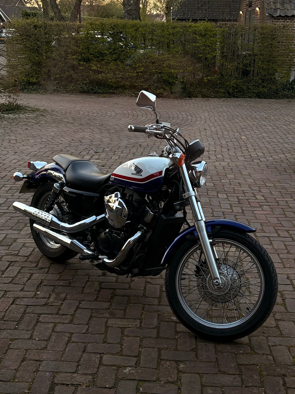 Honda Shadow VT750S (2012) - Tricolour Scheme, 750 cc, Chopper, Gebruikt, Particulier
