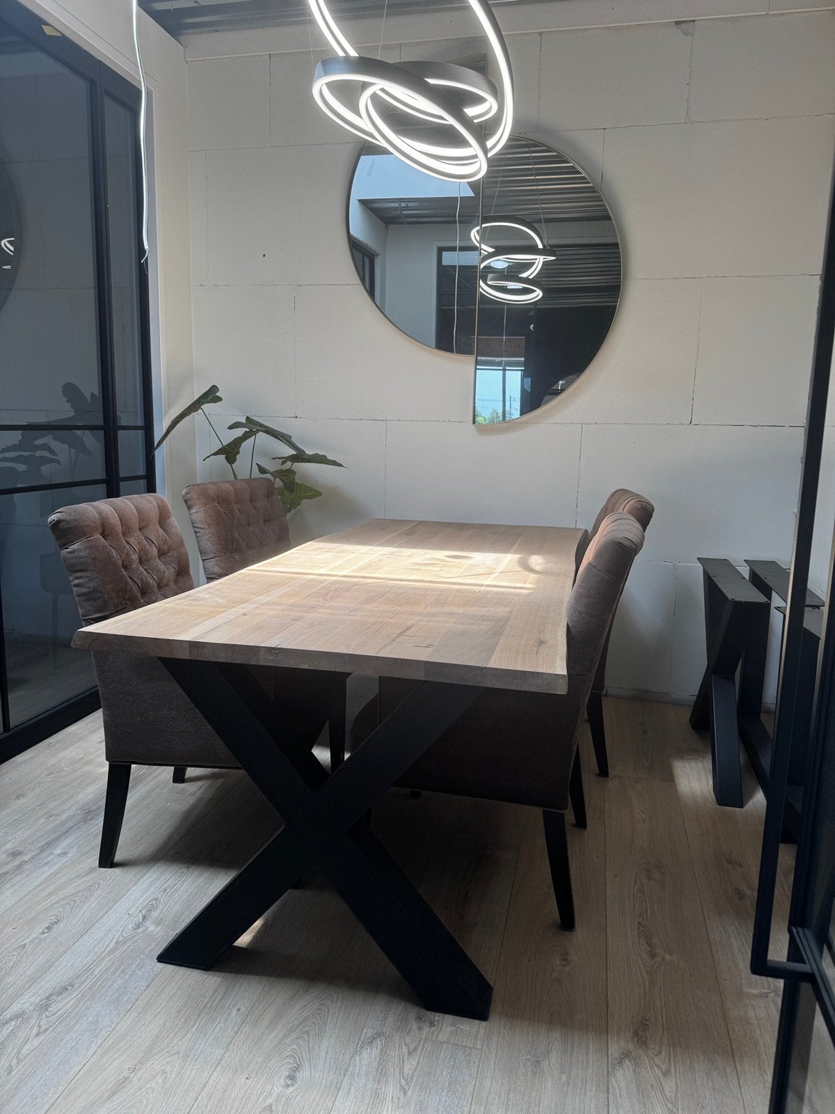 Massief eiken eettafel 240x100 cm met stalen X-poten, Huis en Inrichting, Tafels | Eettafels, Ophalen, 100 tot 150 cm, 200 cm of meer