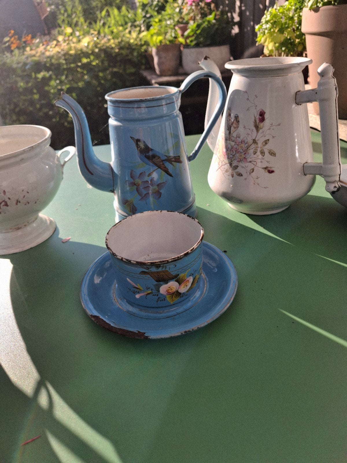 Grote collectie vintage emaille keukengerei en decoratie, Ophalen