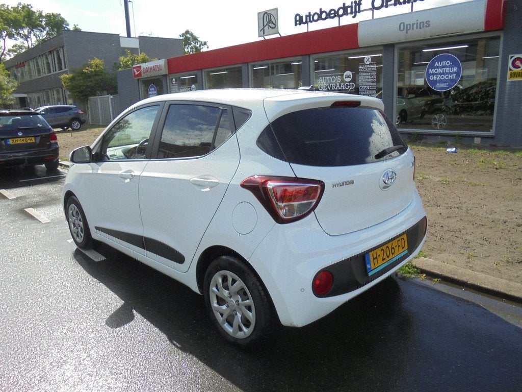 Hyundai I10 1.0i Premium 5drs Incl Bovag Garantie NL-Auto, C, Auto's, Hyundai, 12 maanden, Stof, Gebruikt, 4 stoelen