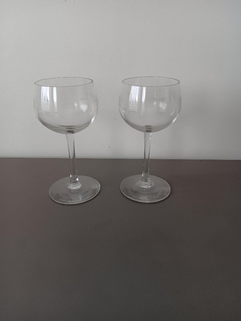 Set van 2 vintage wijnglazen op voet, Huis en Inrichting, Glas of Glazen, Gebruikt, Ophalen of Verzenden, Glas