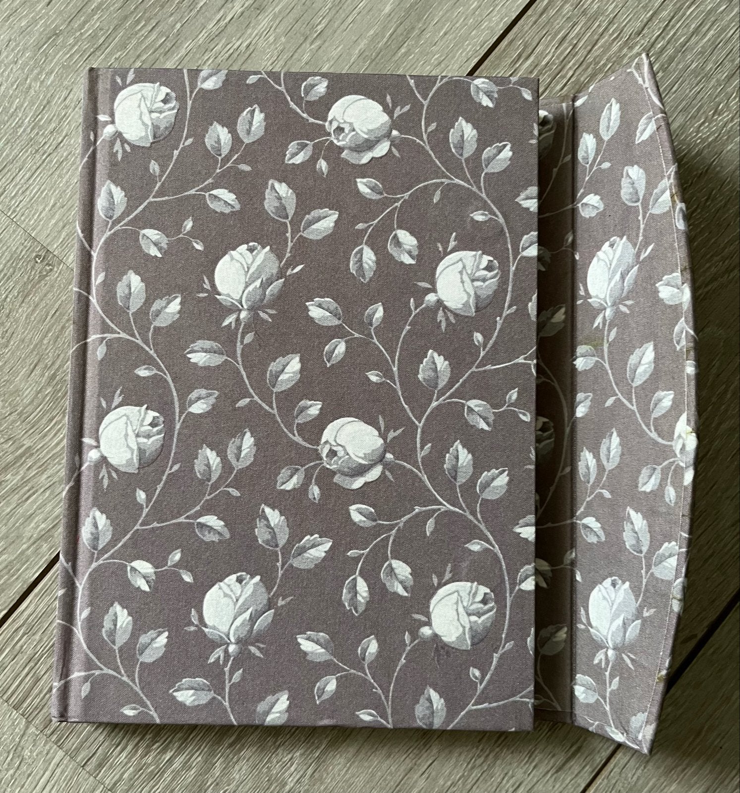 Rose Garden te Neues notitieboek, Ophalen of Verzenden, Nieuw, A5