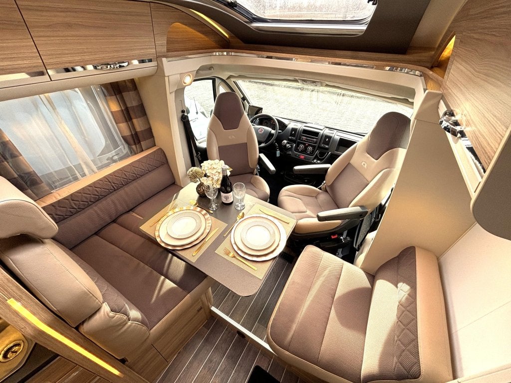 Adria Coral Platinum S 690 SC QUEENSBED ALKO LUCHTVERING, Caravans en Kamperen, Campers, Fiat, 7 tot 8 meter, Bedrijf, Tot en met 3