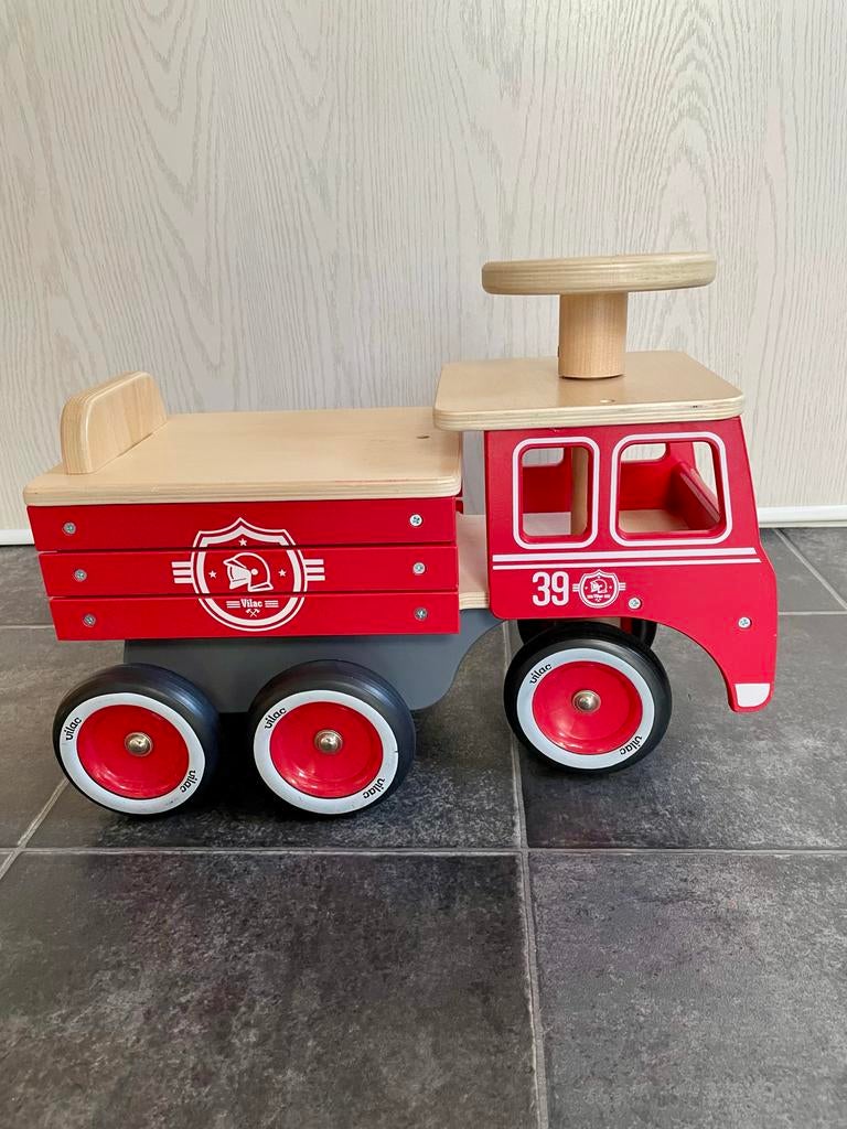 Vilac Houten Brandweerwagen Loopauto met Opbergruimte, Ophalen, Zo goed als nieuw, Loopvoertuig