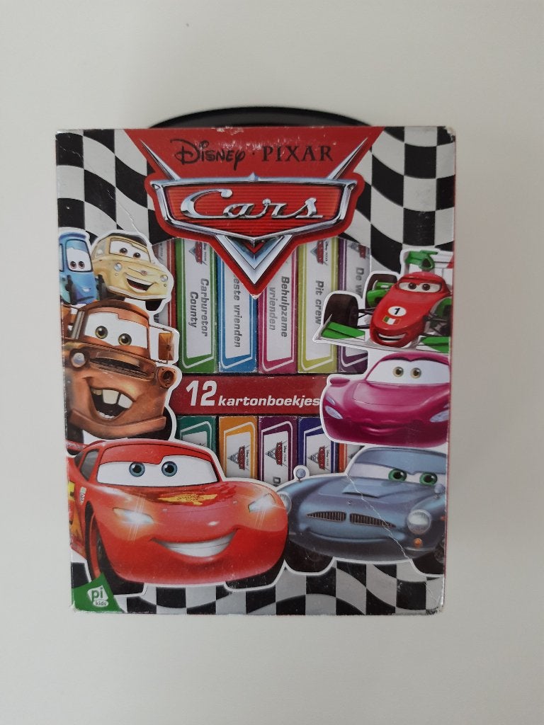 Set van 12 Disney Cars kartonboekjes, Boeken, Ophalen of Verzenden, Gelezen, 2 tot 3 jaar