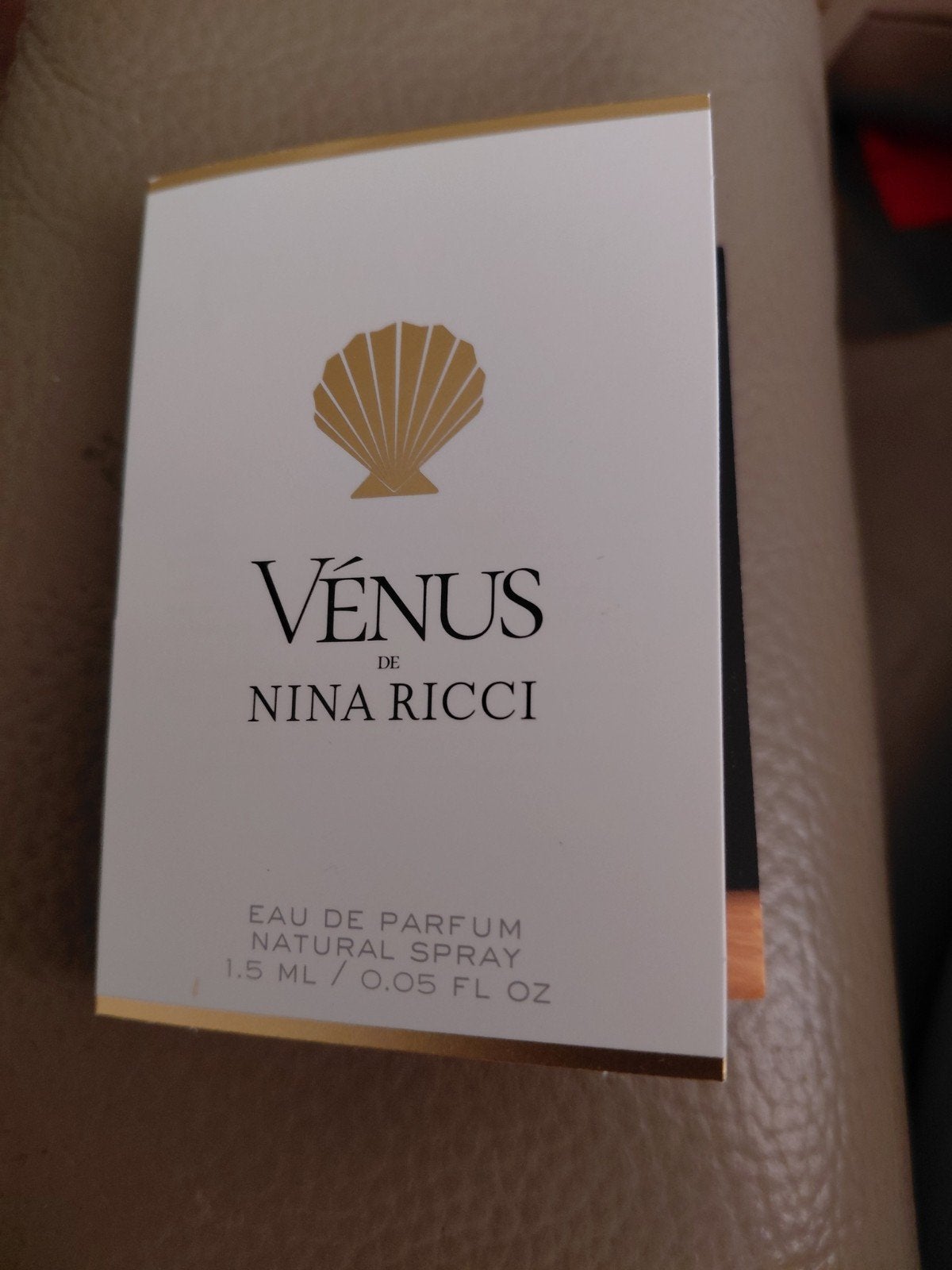 Proefje Venus van Nina Ricci, Ophalen of Verzenden, Nieuw