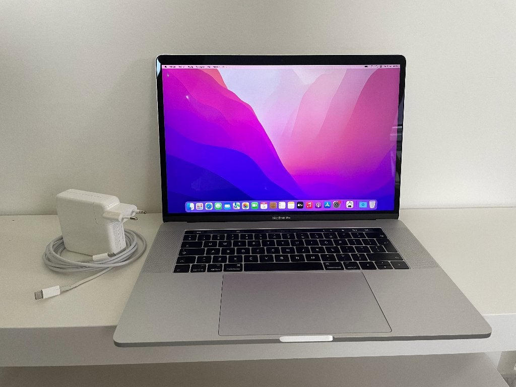 MacBook Pro, 15-inch, 2016, Computers en Software, Apple Macbooks, 2 tot 3 Ghz, 512 GB, Zo goed als nieuw, 16 GB