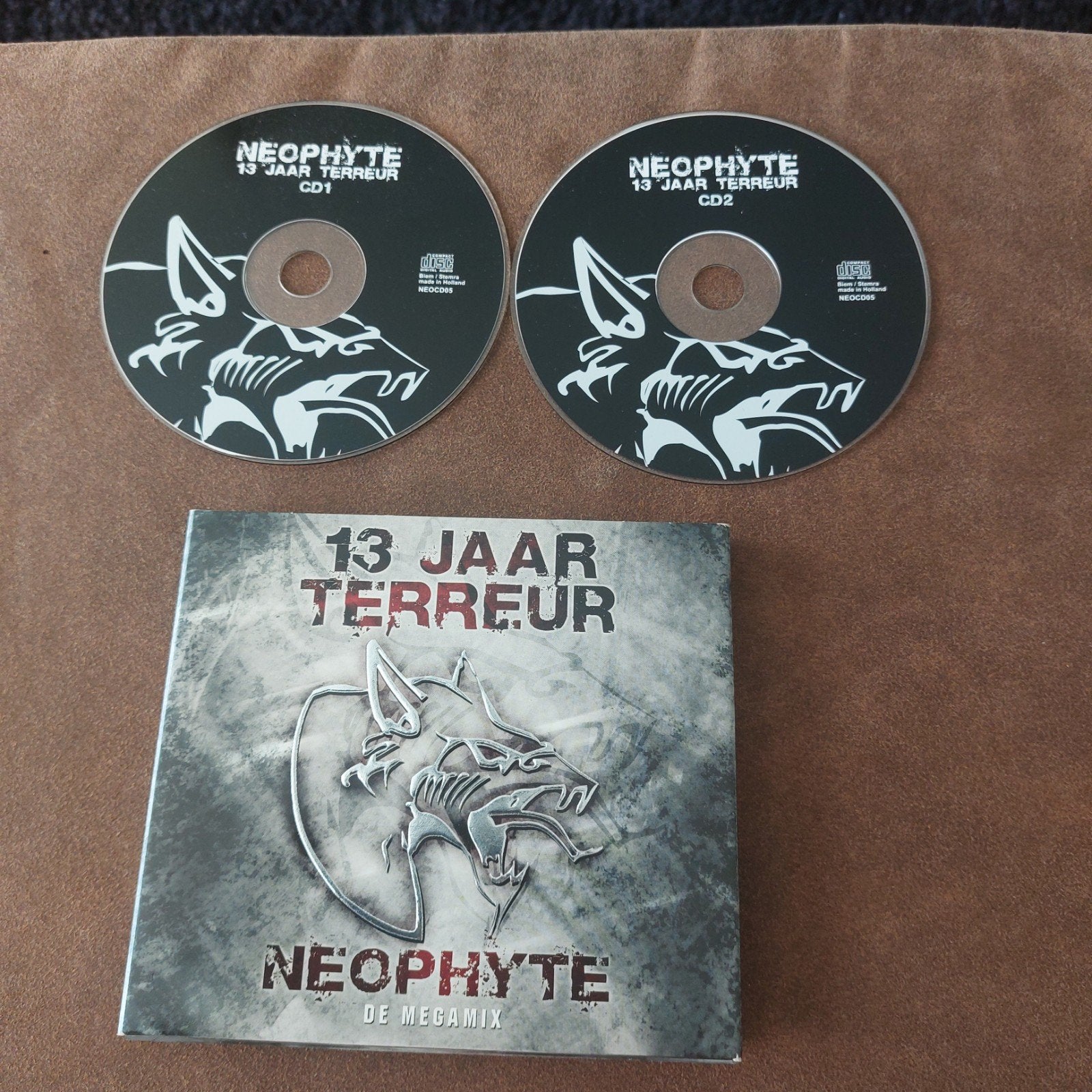 Neophyte - 13 Jaar Terreur (2CD), Hardcore, Ophalen of Verzenden, Zo goed als nieuw, Inclusief boekje