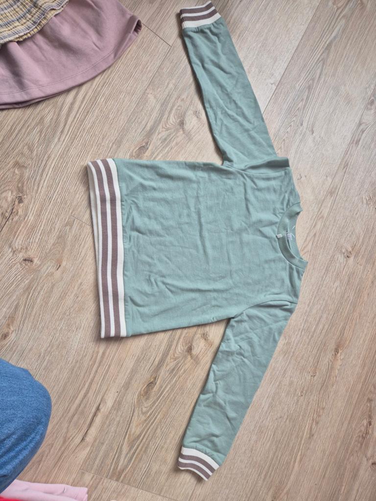 Nieuwe trui maat 122/128 zonder kaartje, Ophalen of Verzenden, Nieuw, Jongen of Meisje, Trui of Vest