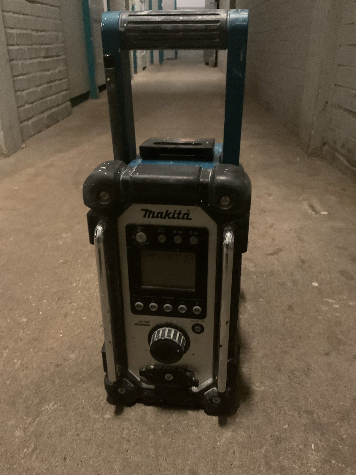 Bouwradio makita, Ophalen, Gebruikt, Bouwradio