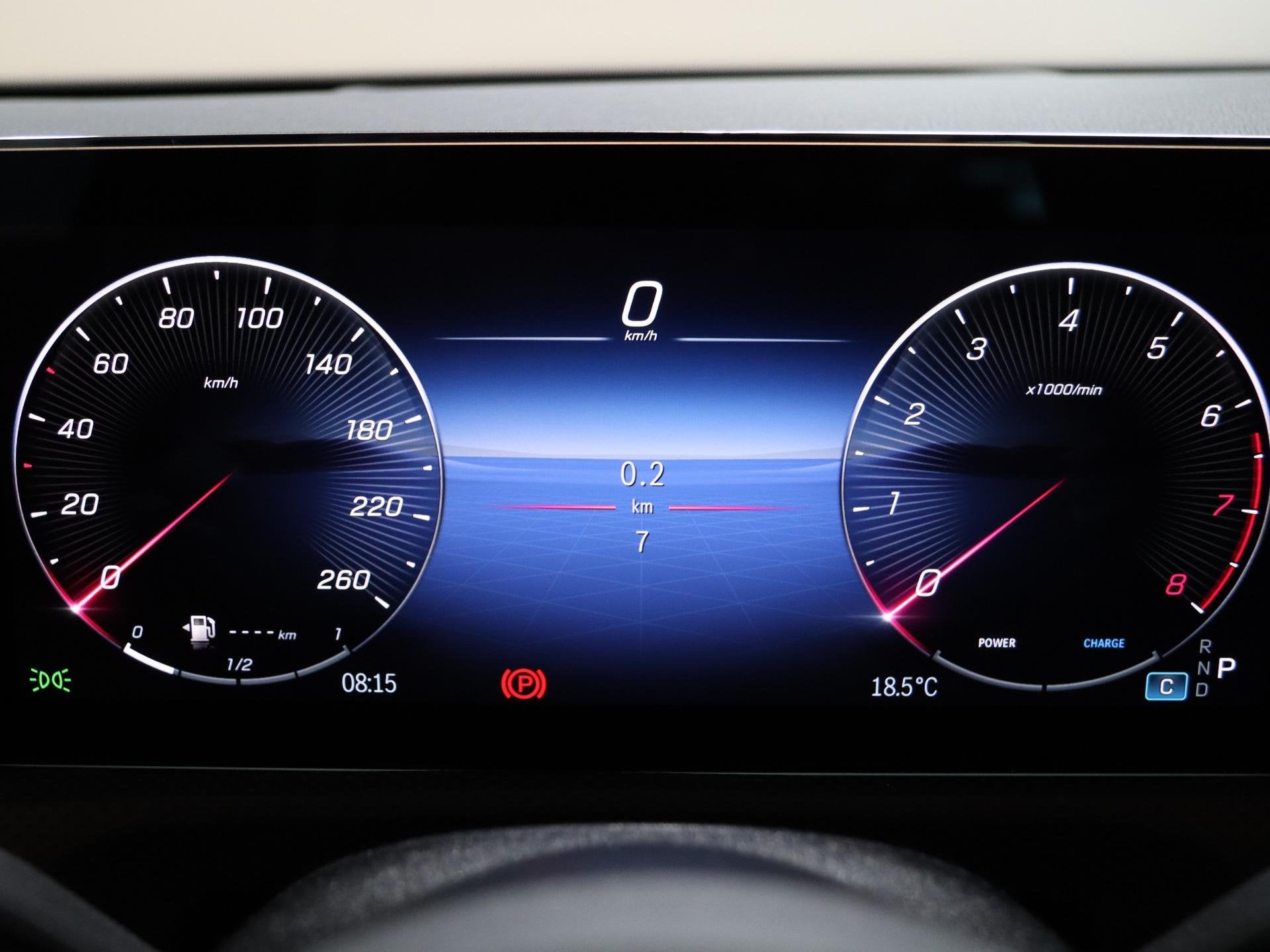 Foto 14 van Mercedes-Benz A-klasse 180 Business Solution AMG | AMG Line
