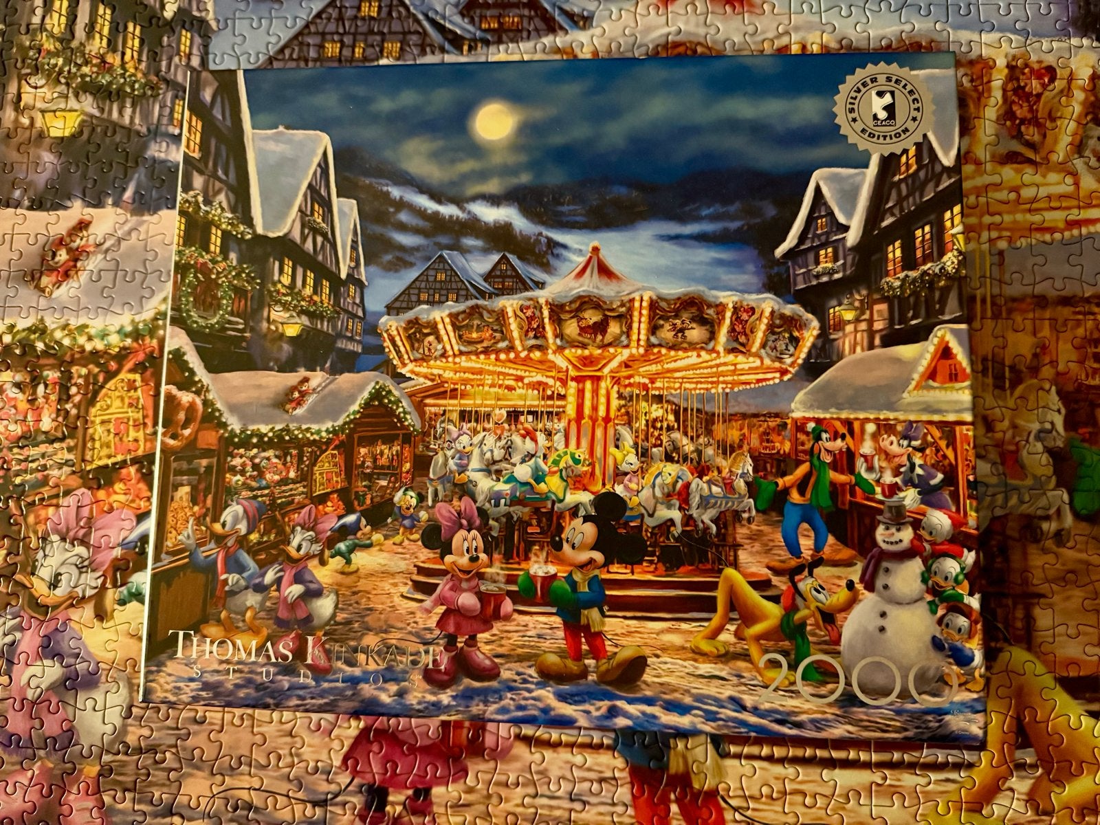 Disney Kerst puzzel Thomas Kinkade 2000 stukjes, Ophalen of Verzenden, Meer dan 1500 stukjes, Zo goed als nieuw, Legpuzzel