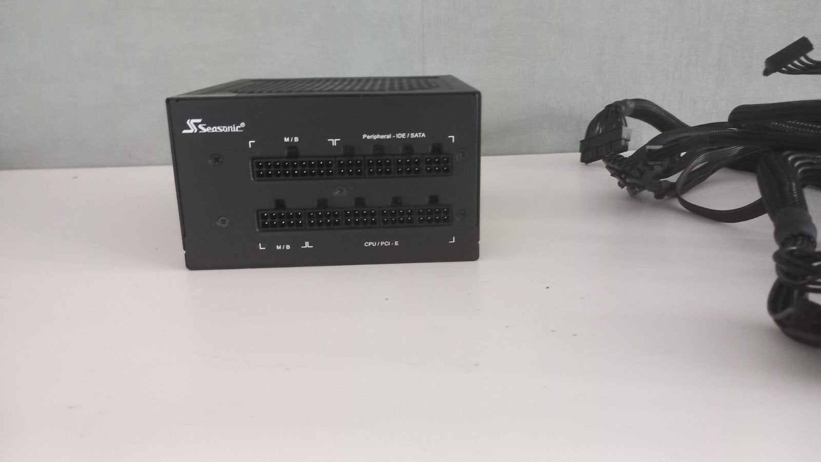 Seasonic 520W modular PSU (zgan), Computers en Software, Interne voedingen, Ophalen of Verzenden, Zo goed als nieuw