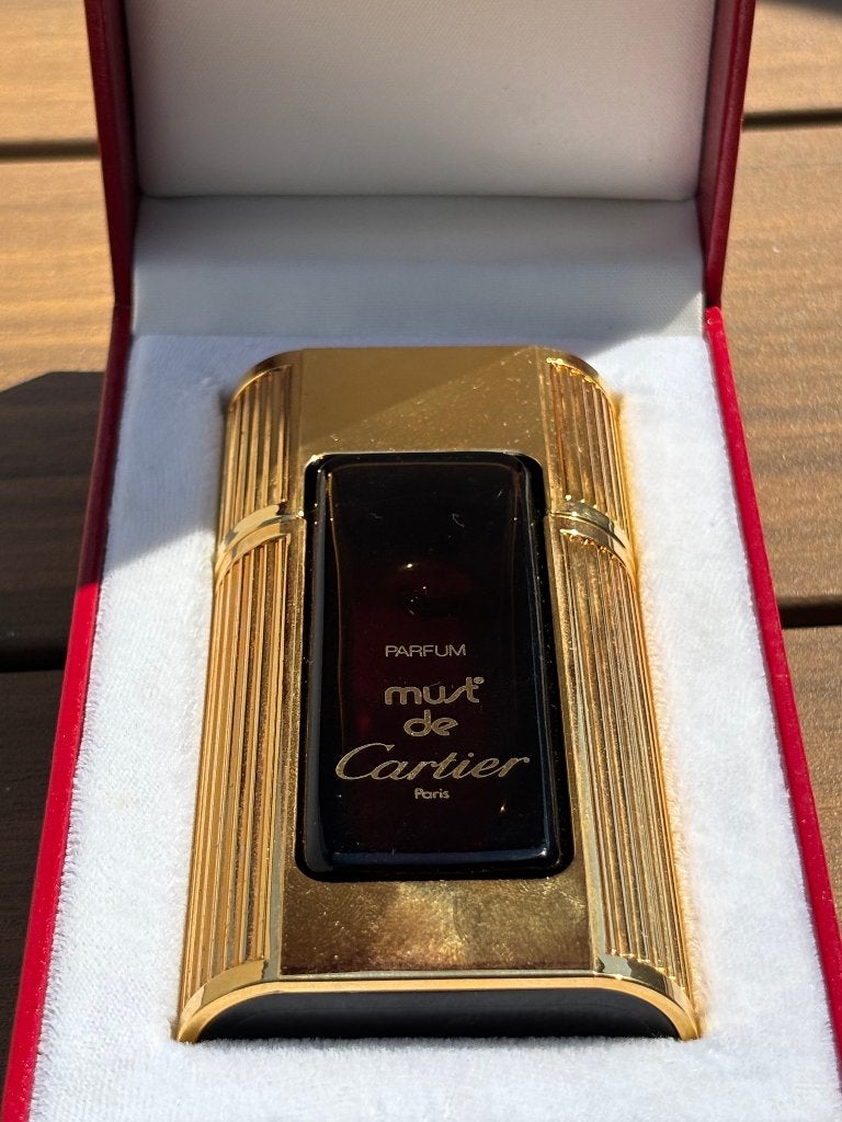 Vintage 1981 Must de Cartier pure parfum 30 ml (85% vol), Sieraden, Tassen en Uiterlijk, Uiterlijk | Parfum, Verzenden, Gebruikt