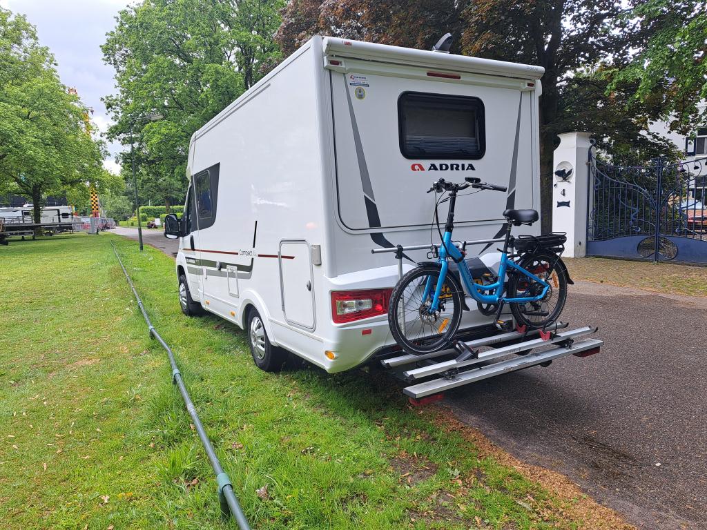 Adria compact plus scs met slide (1046003), Caravans en Kamperen, Campers, Particulier, tot en met 3, Adria, Fiat, Diesel, Handgeschakeld